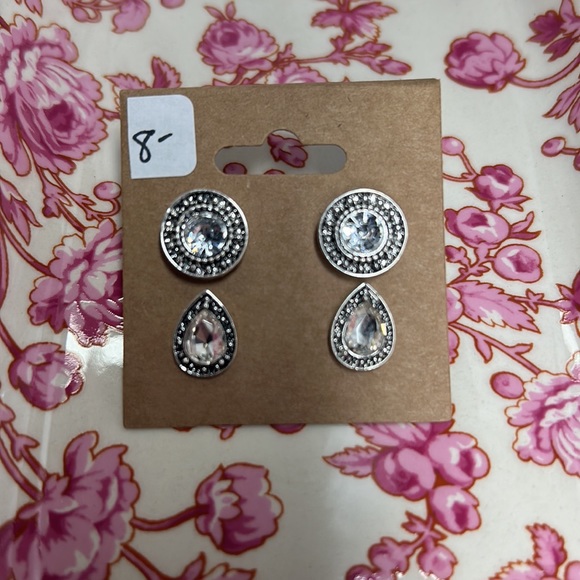Cute Rhinestone Studs - Picture 2 of 2